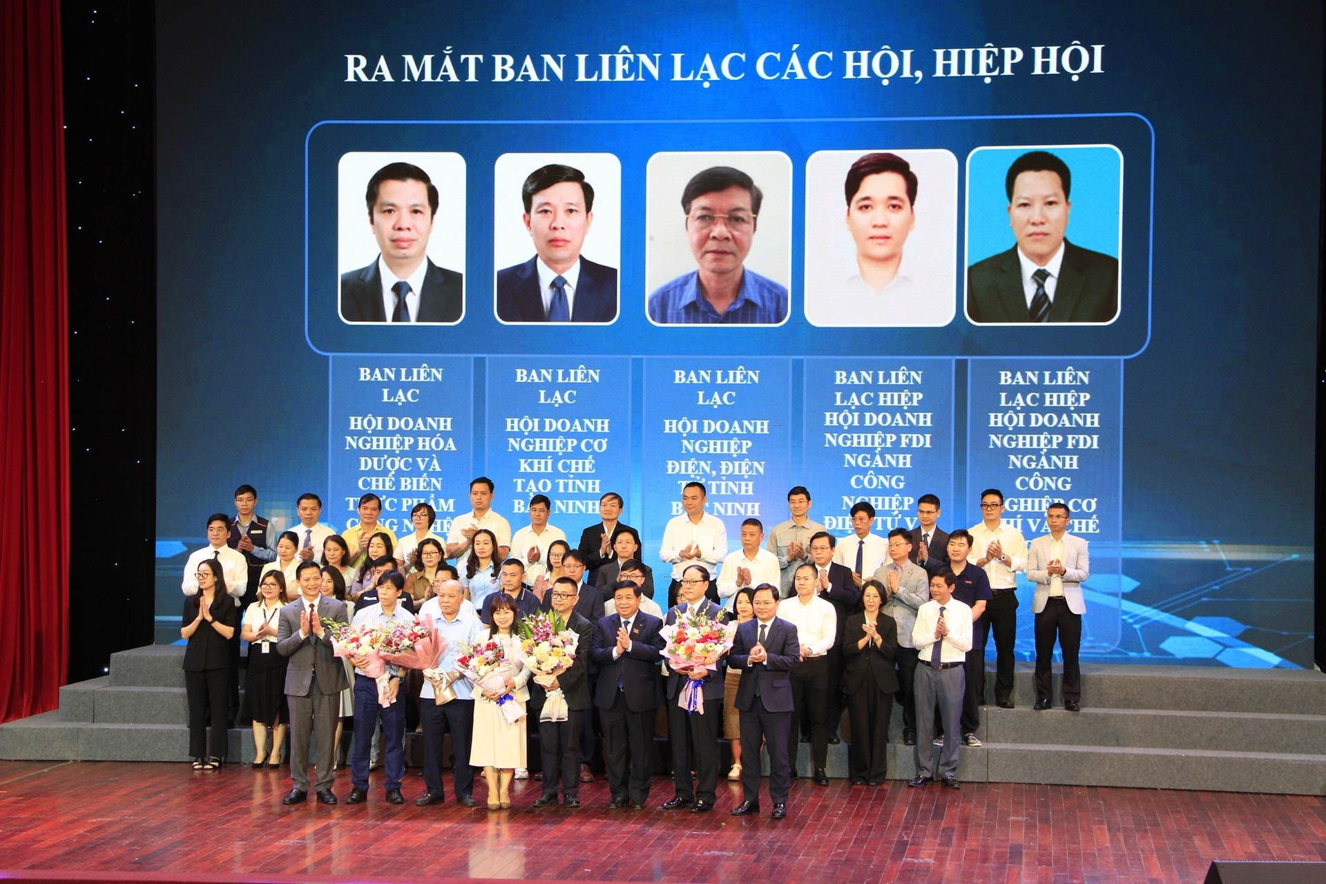 Ban liên lạc